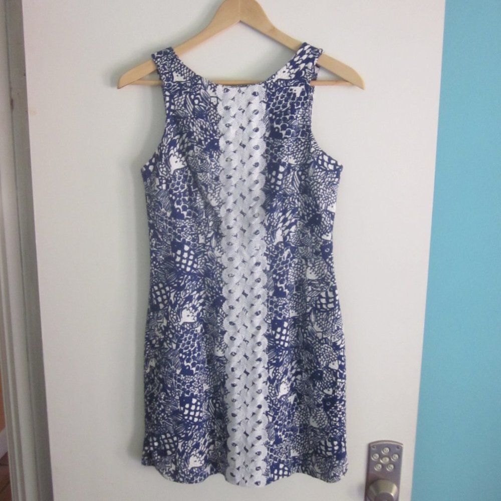 Lilly Pulitzer Target Size 2 Spring Summer Blue Floral "Upstream" Dress Rear Zip